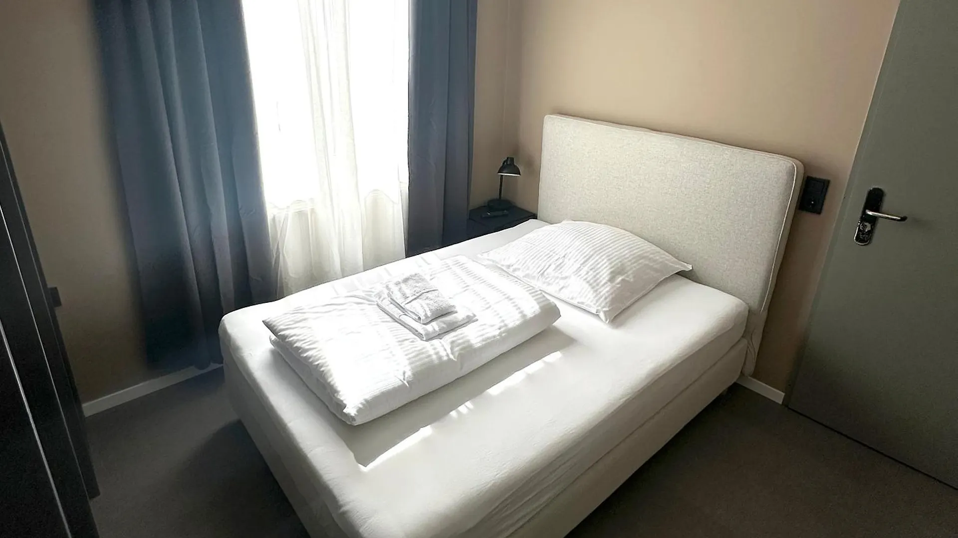 Benztown Hotel Gaestehaus Stuttgart